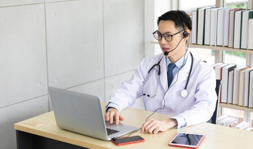 AI-Powered Virtual Assistant for Doctors: A Game-Changer in Healthcare