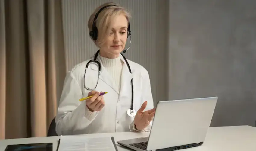 Streamline Your Practice: The Advantages of Using A Virtual Medical Receptionist