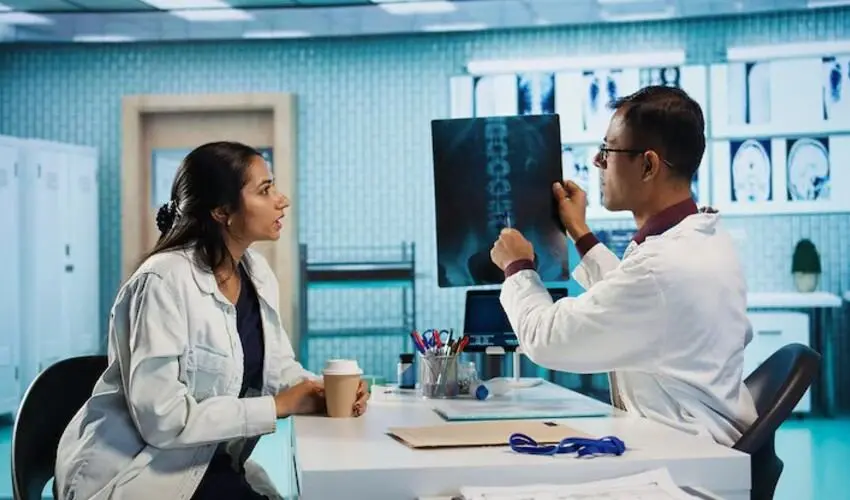 Streamlining Your Clinical Workflows: Why Choose EMR Software?