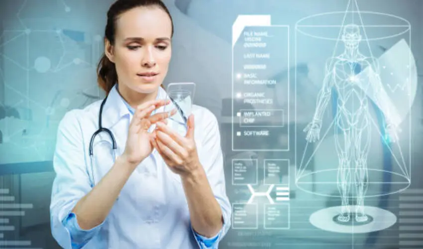 How Smart Health Assistants Are Revolutionizing Modern Healthcare?